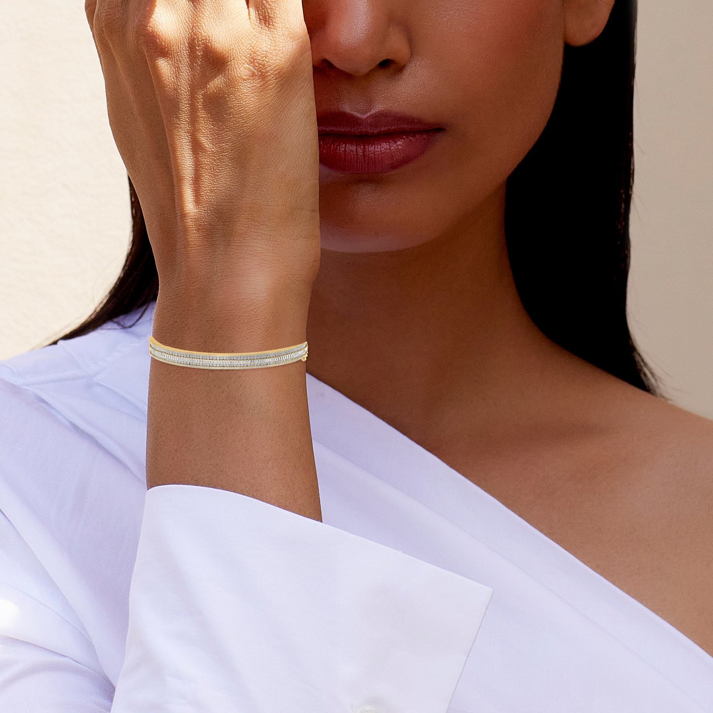 10K Yellow Gold Round Baguette Diamond Designer Bangle Bracelet 2 Ctw